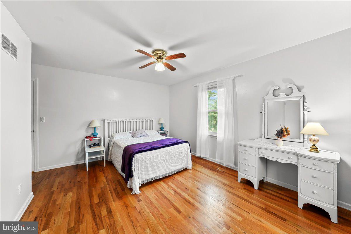 QUAIL HILL - Residential