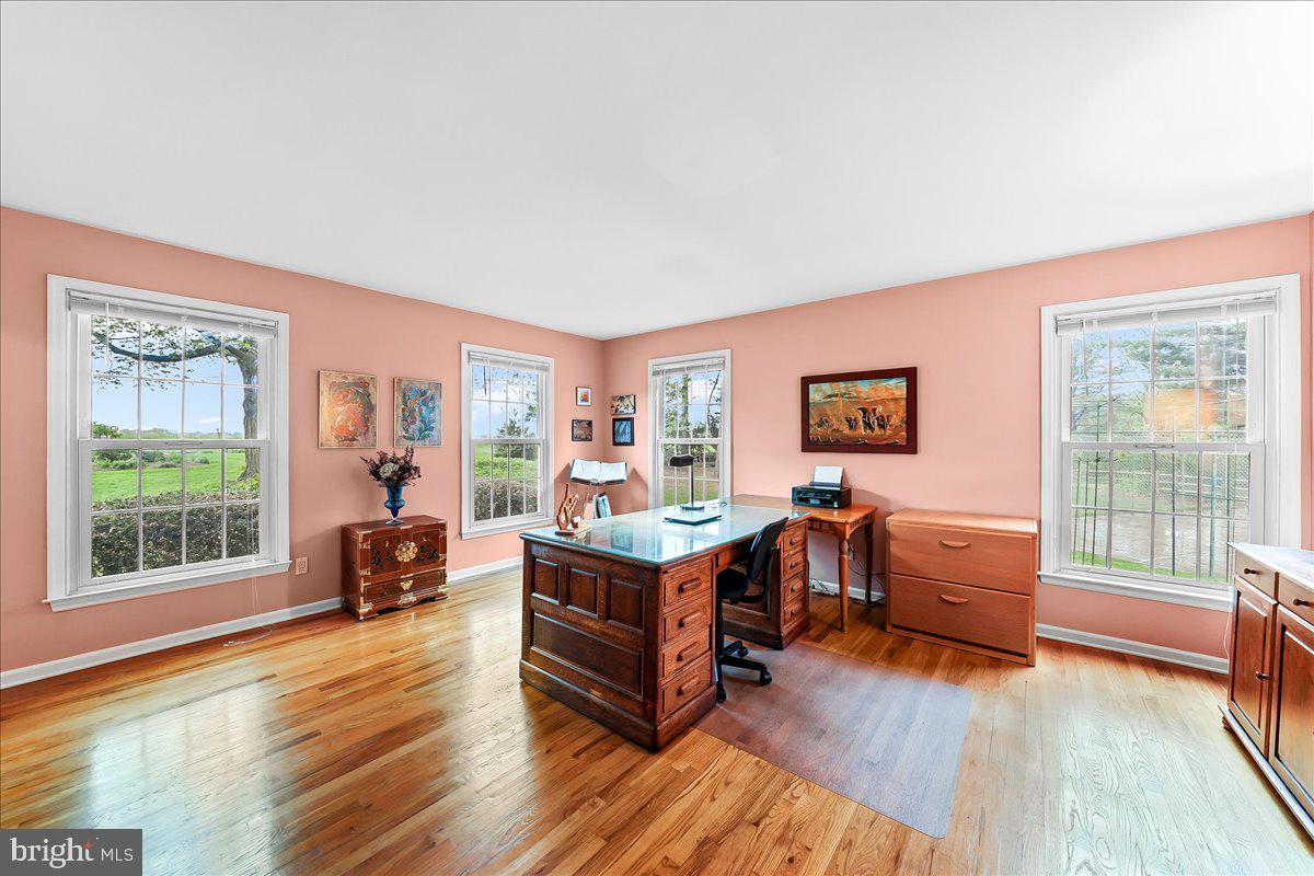 QUAIL HILL - Residential