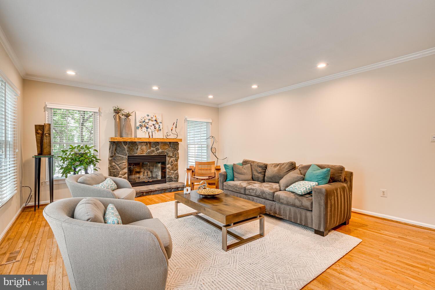 NORBECK MANOR - Residential