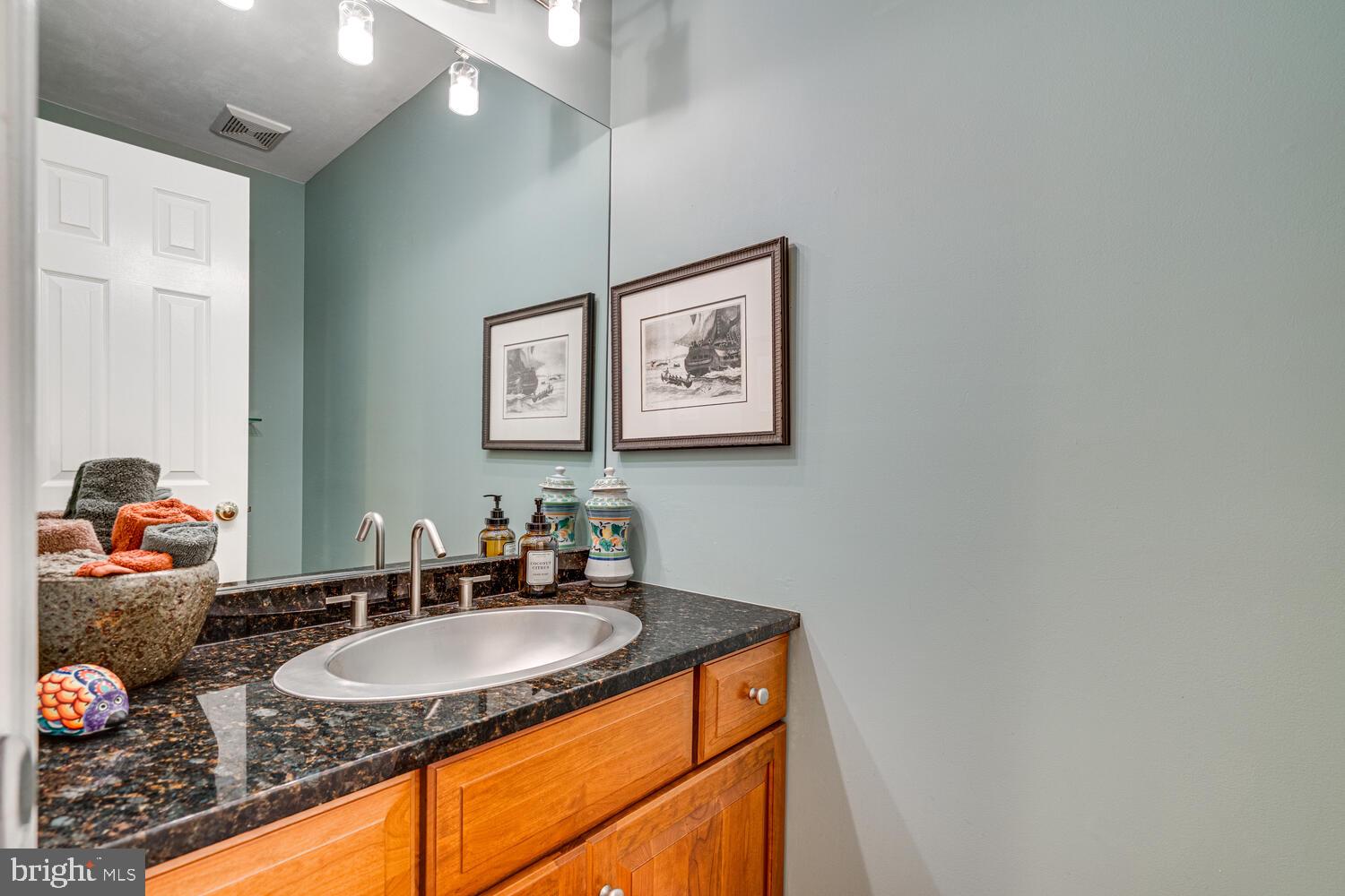 NORBECK MANOR - Residential