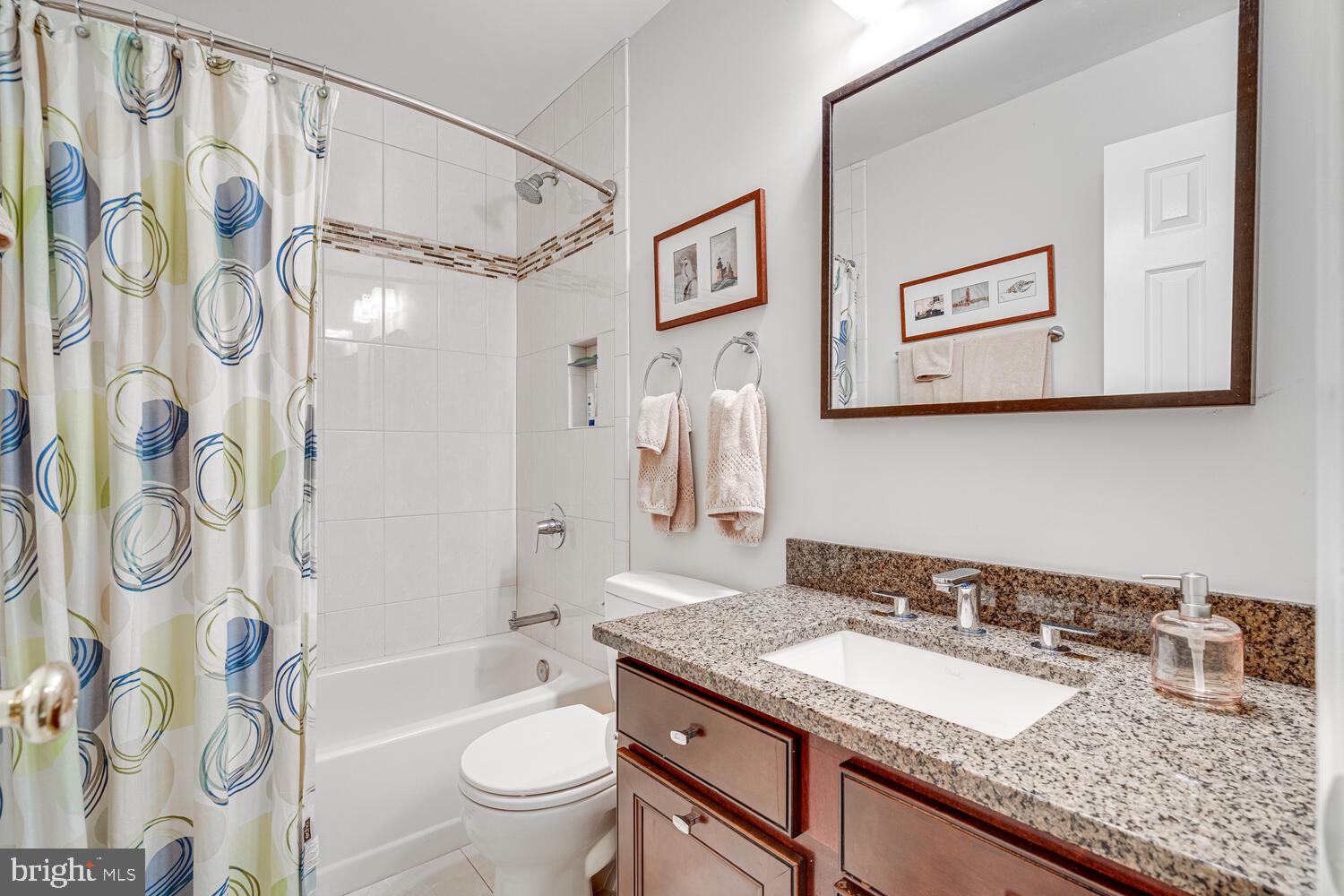 NORBECK MANOR - Residential