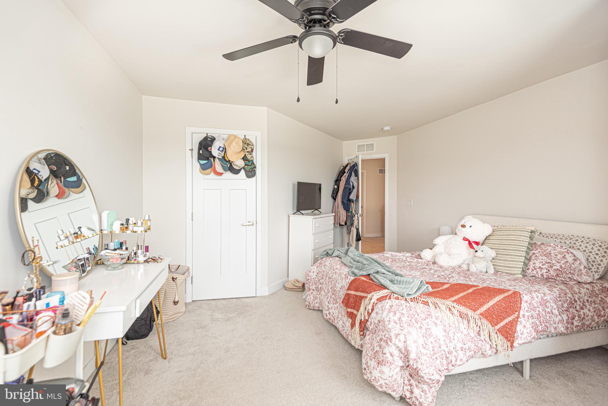 ATLANTIC LAKES - Residential