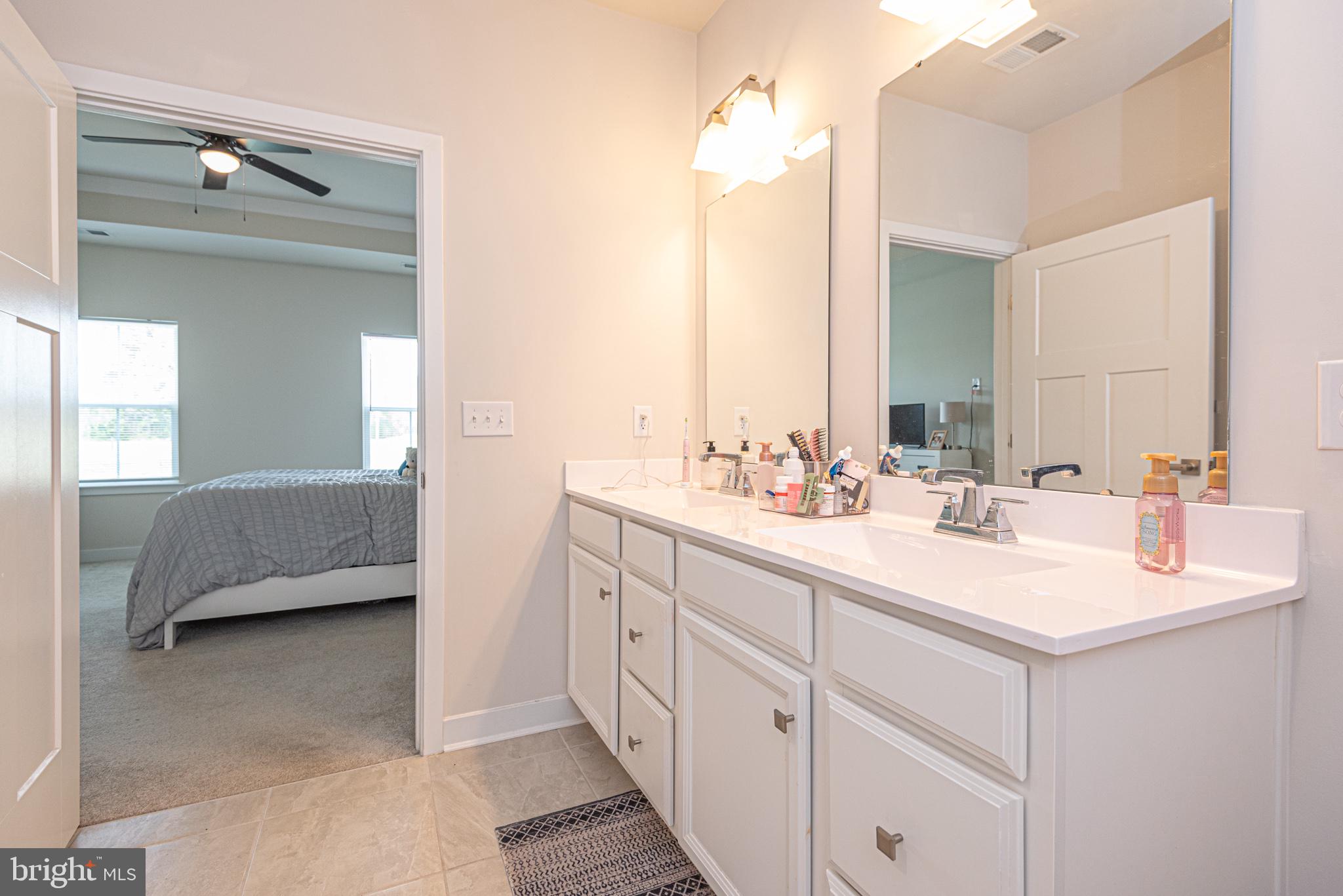 ATLANTIC LAKES - Residential