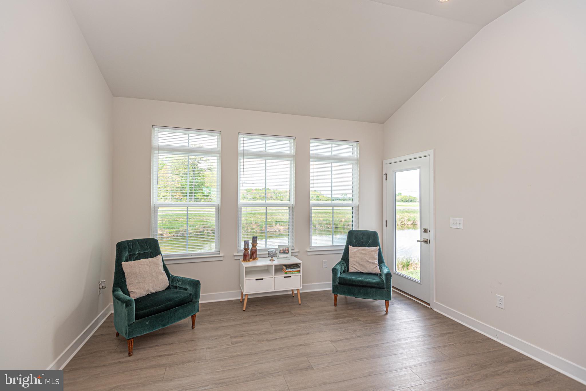 ATLANTIC LAKES - Residential