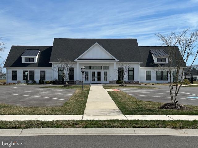 ATLANTIC LAKES - Residential