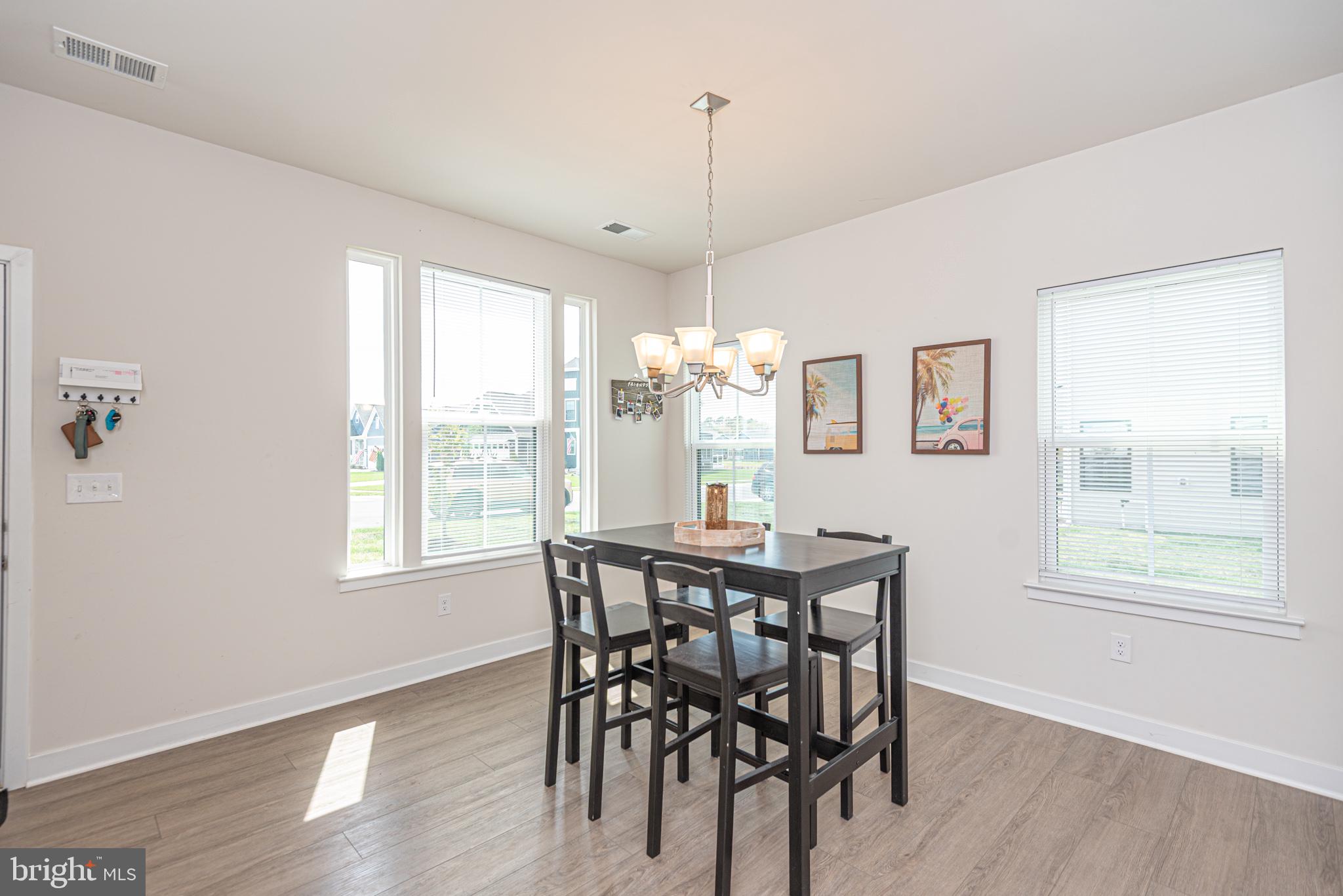 ATLANTIC LAKES - Residential