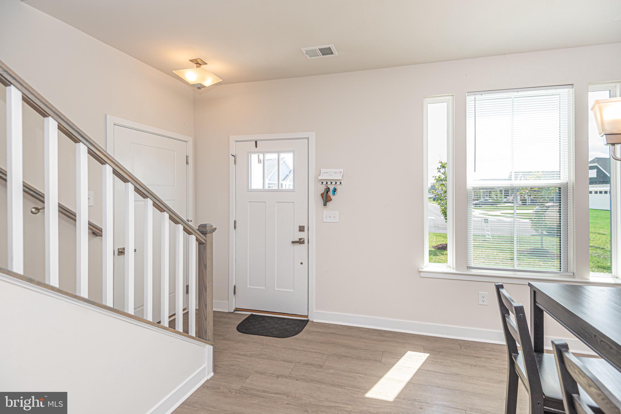 ATLANTIC LAKES - Residential