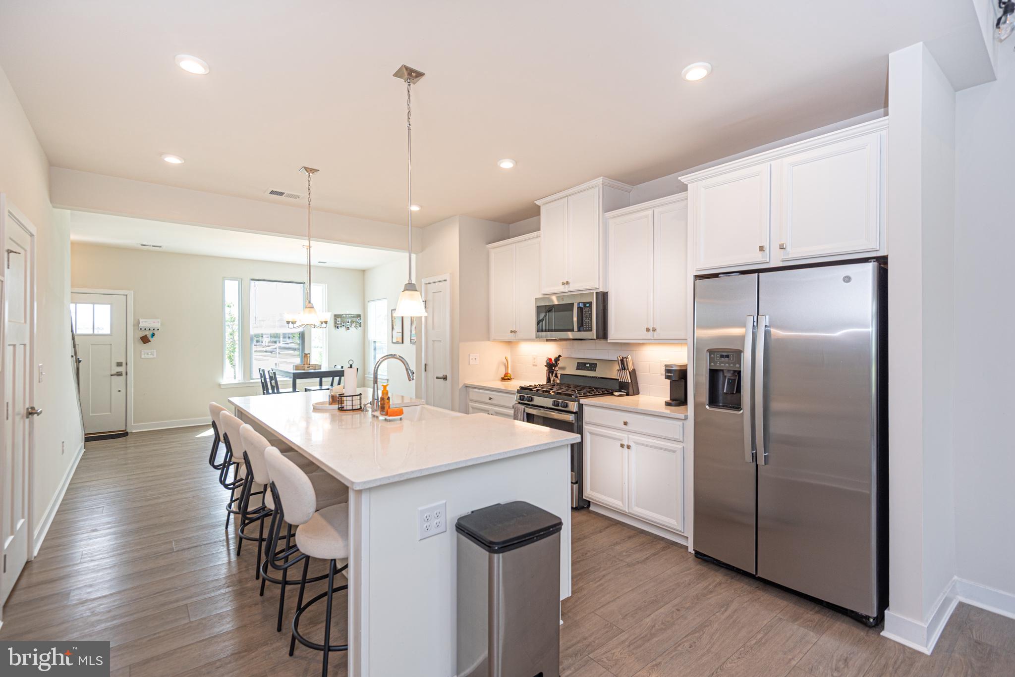 ATLANTIC LAKES - Residential