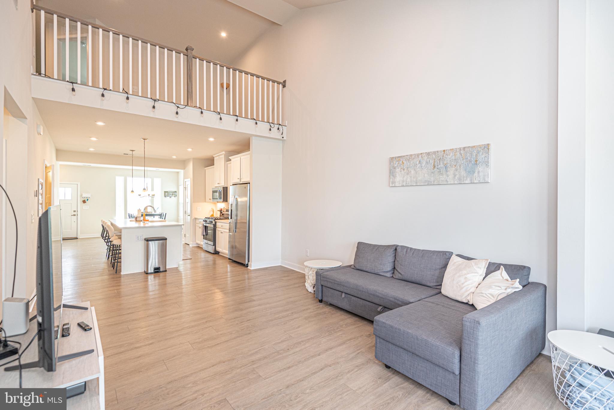 ATLANTIC LAKES - Residential