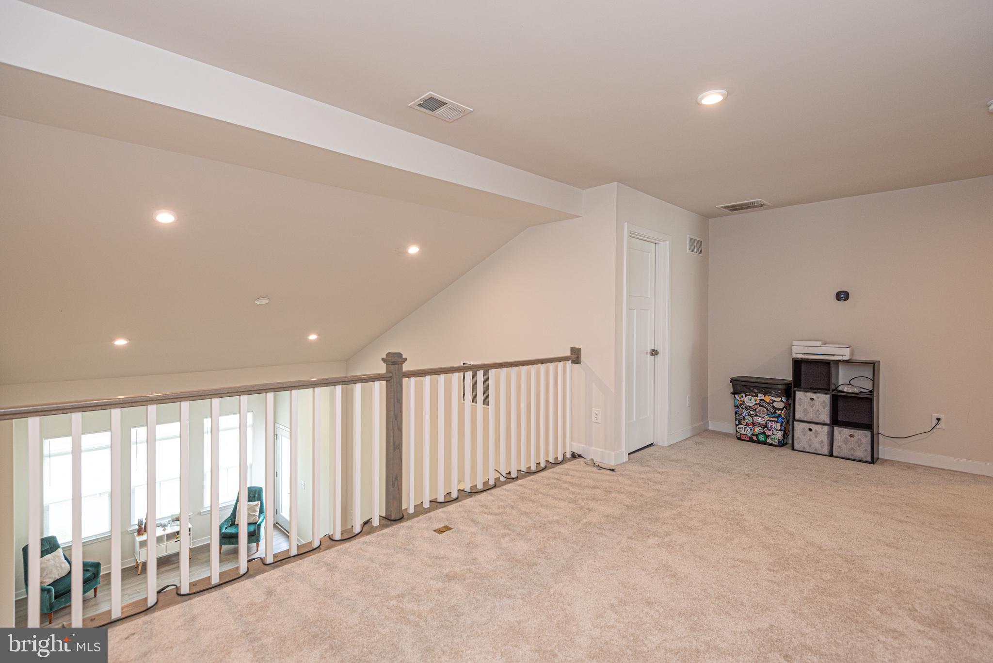 ATLANTIC LAKES - Residential