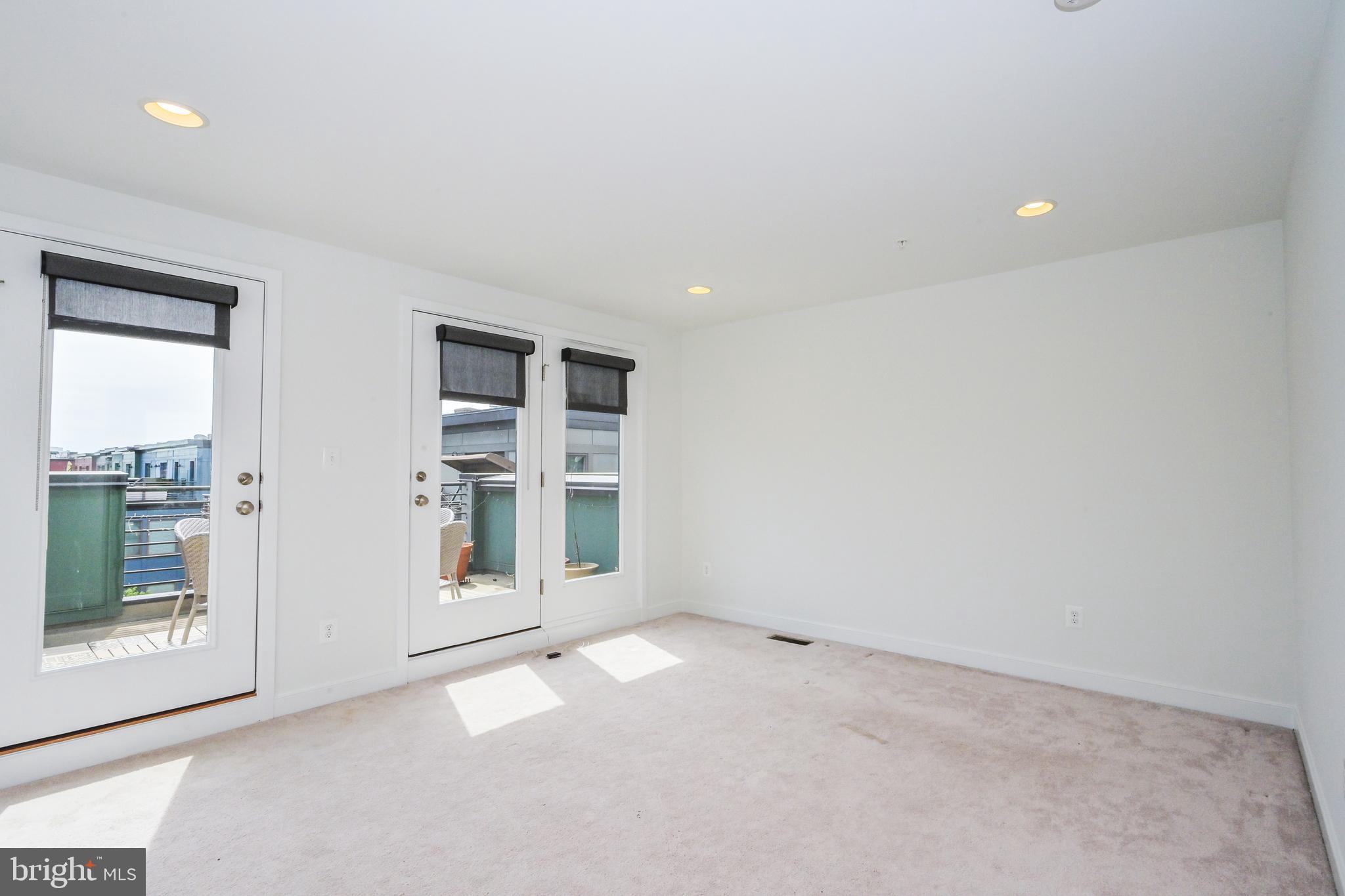 MOSAIC DISTRICT - Residential Lease