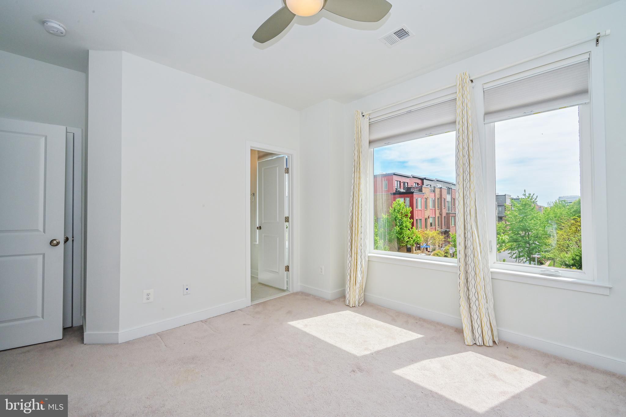 MOSAIC DISTRICT - Residential Lease