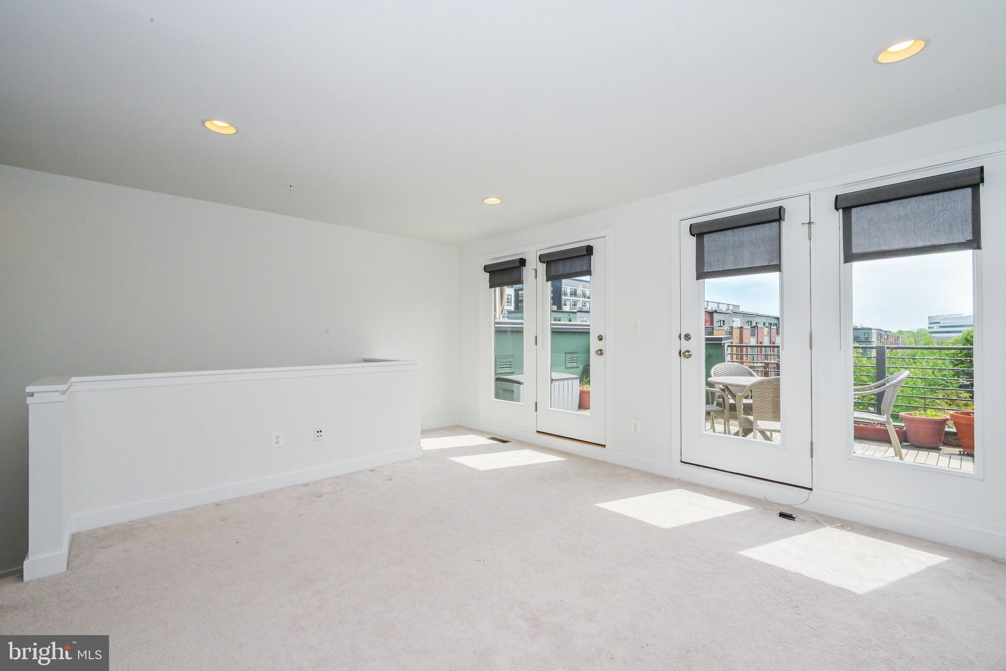 MOSAIC DISTRICT - Residential Lease