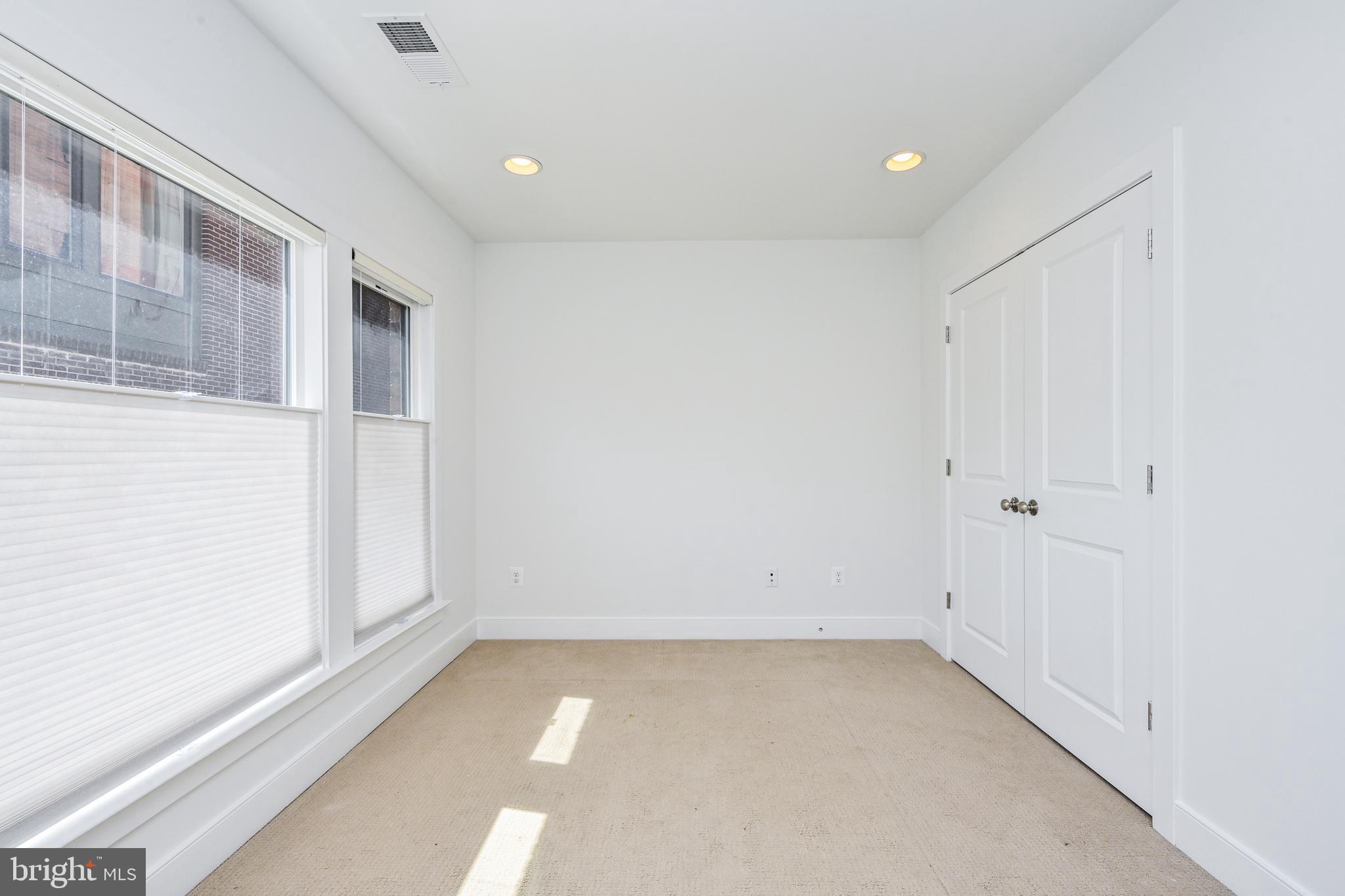 MOSAIC DISTRICT - Residential Lease