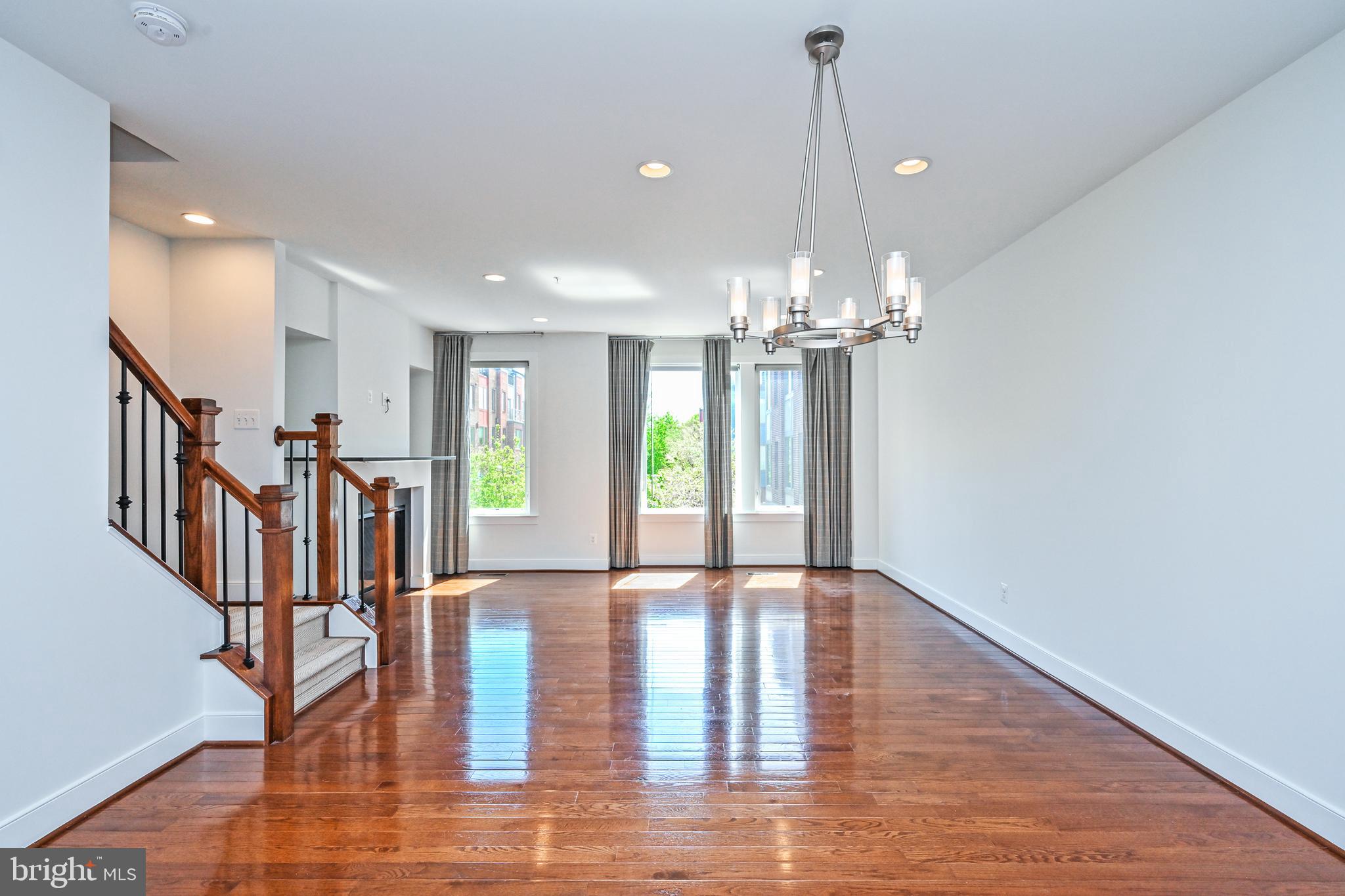 MOSAIC DISTRICT - Residential Lease