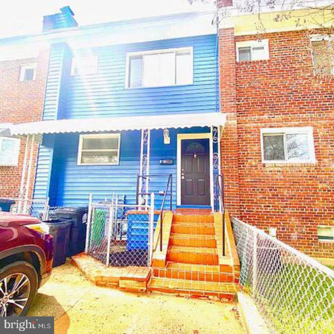 GLASSMANOR - Residential Lease