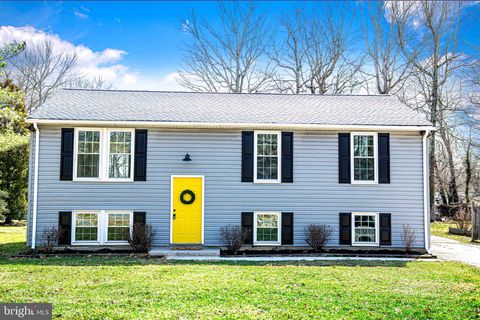 1811 CAPE MAY ROAD ESSEX MD 21221