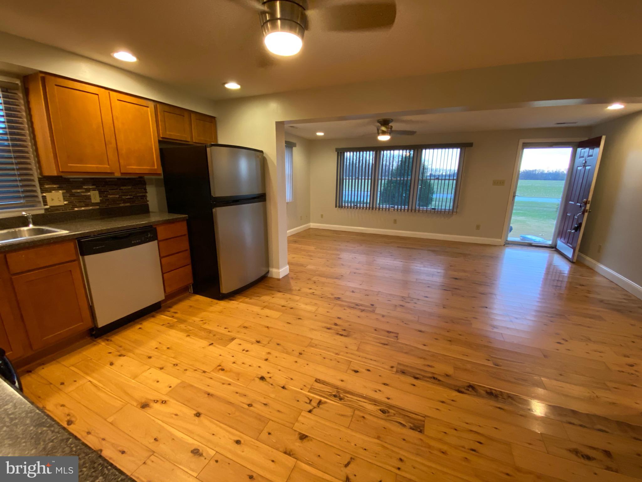 HILLSBORO ESTATES - Residential