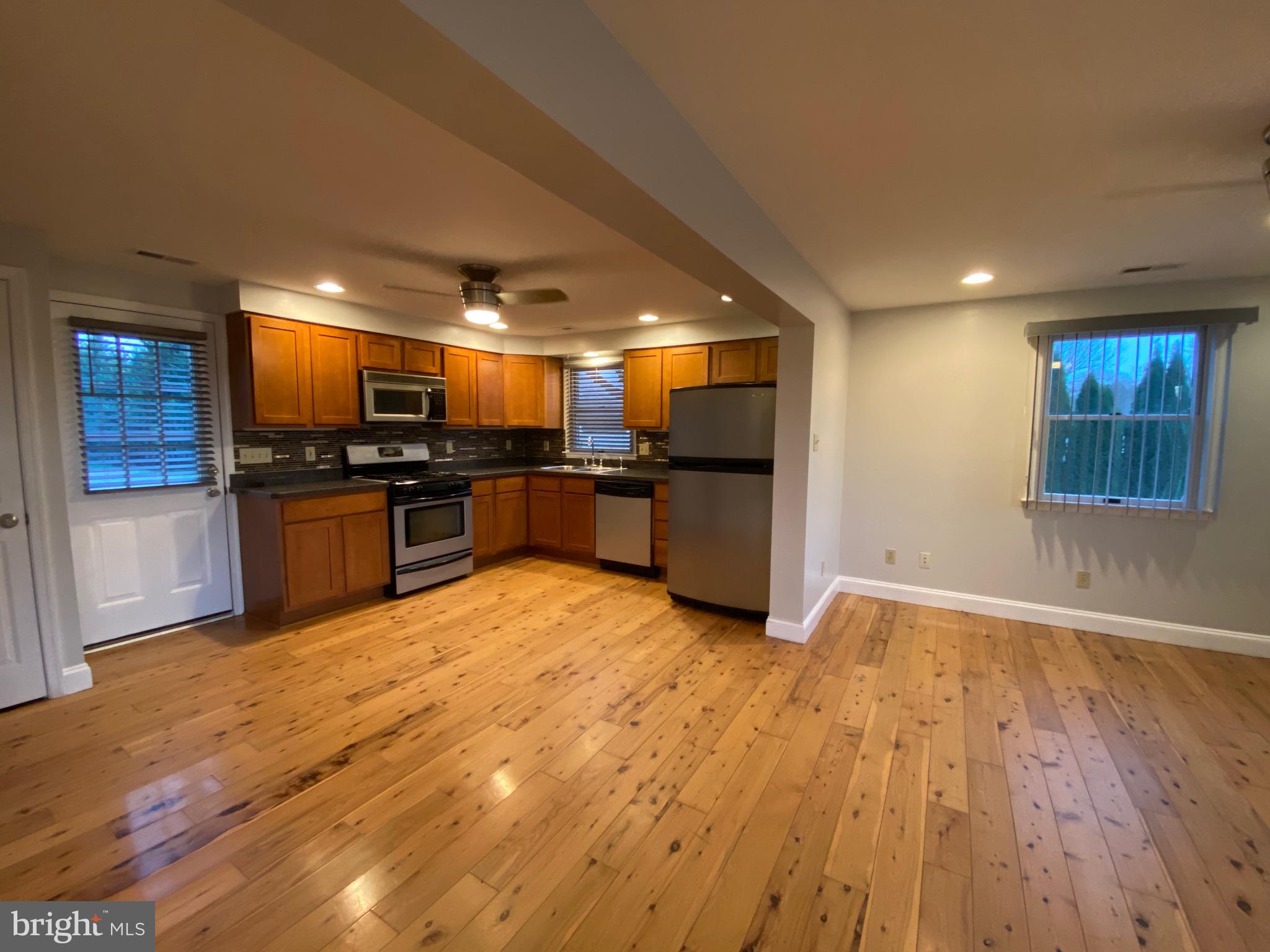 HILLSBORO ESTATES - Residential