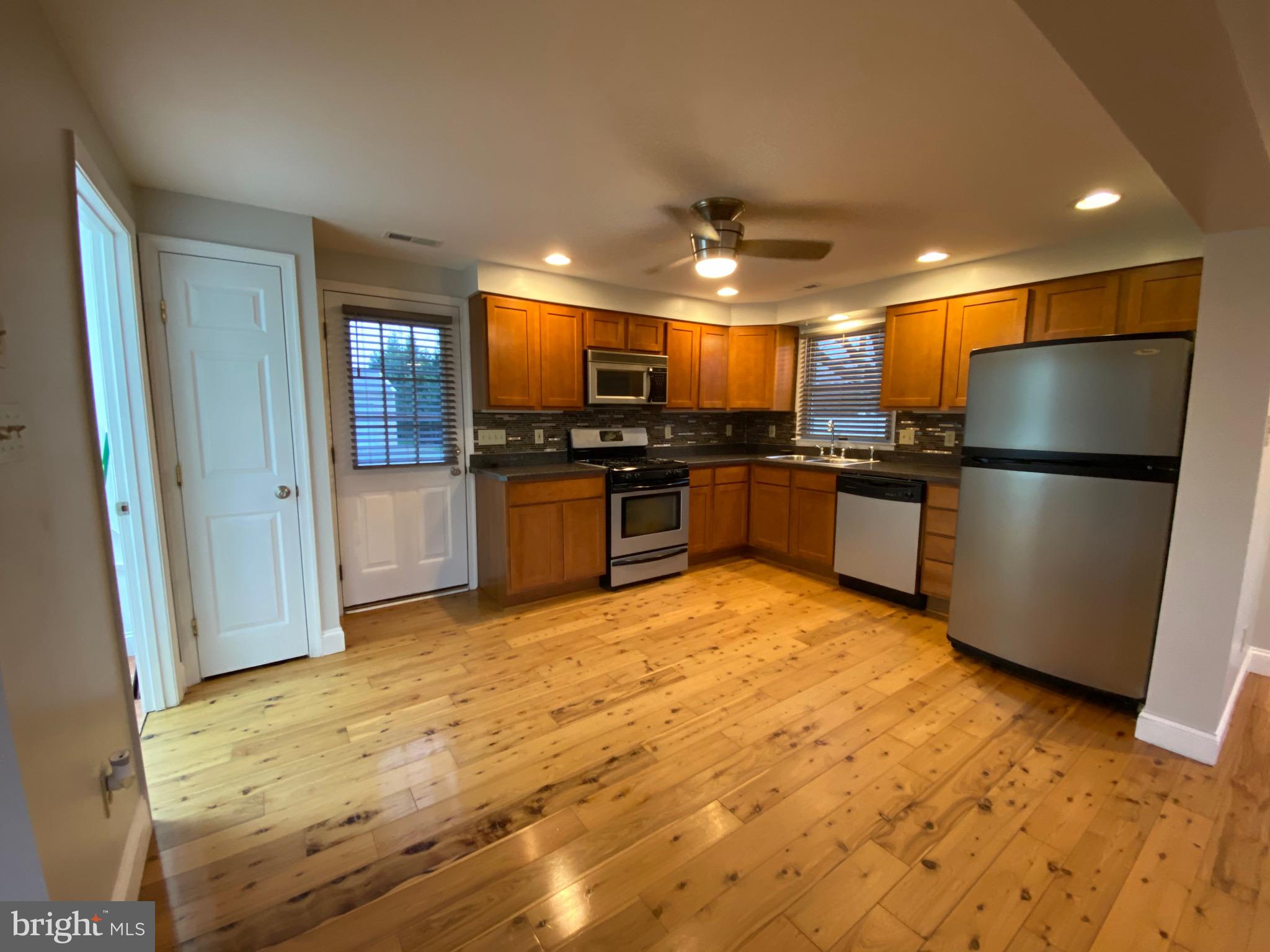 HILLSBORO ESTATES - Residential