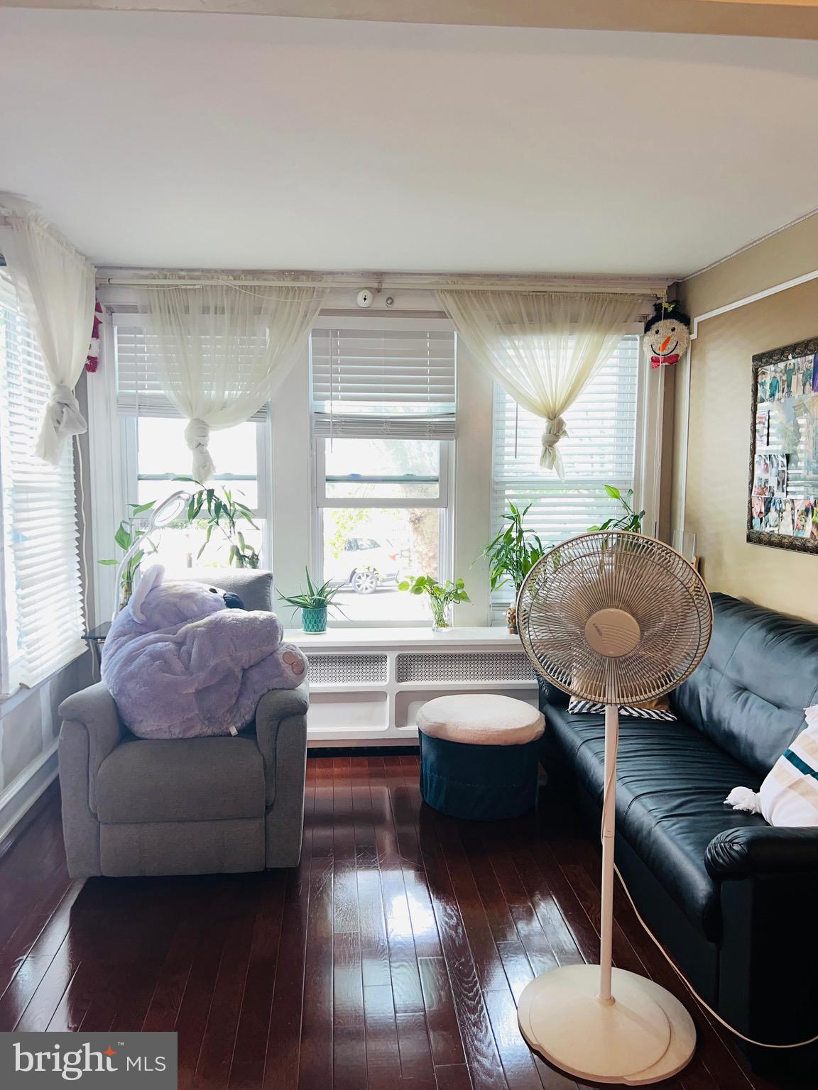 MAYFAIR - Residential