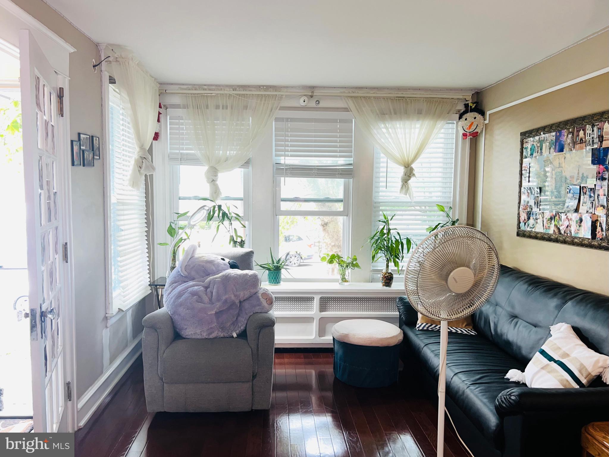 MAYFAIR - Residential