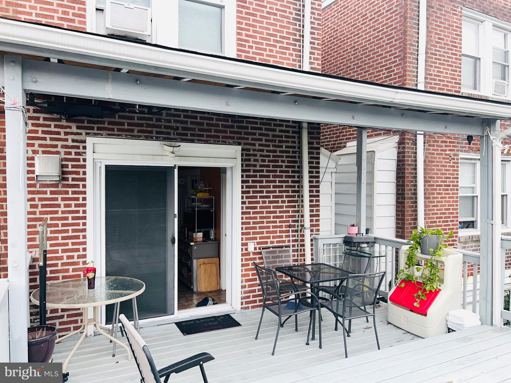 MAYFAIR - Residential