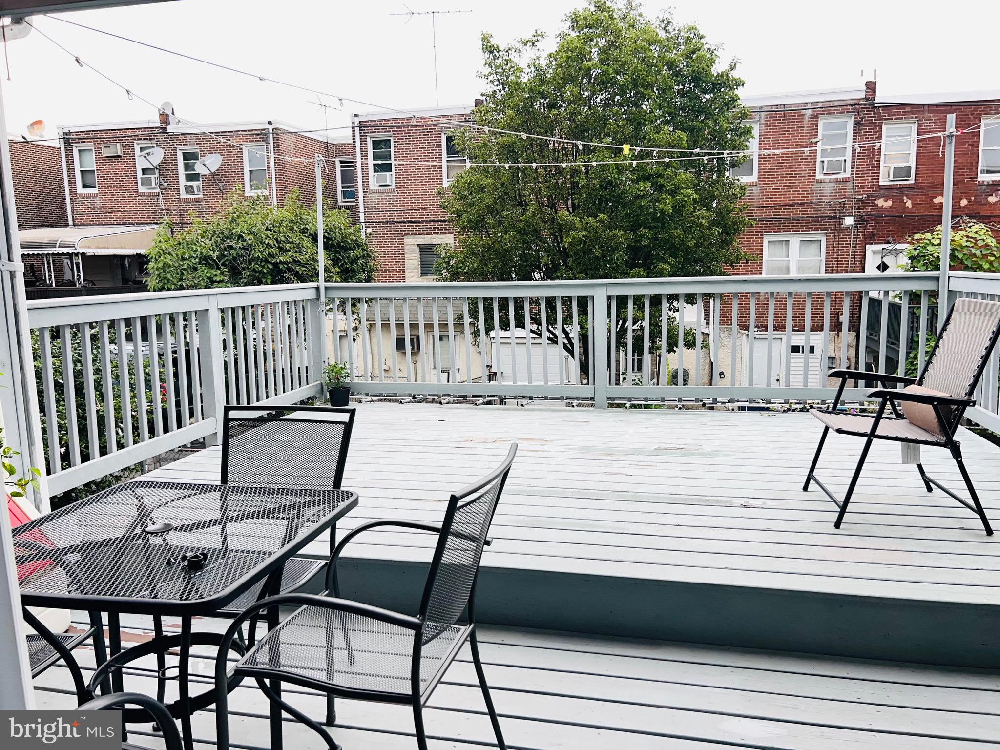 MAYFAIR - Residential