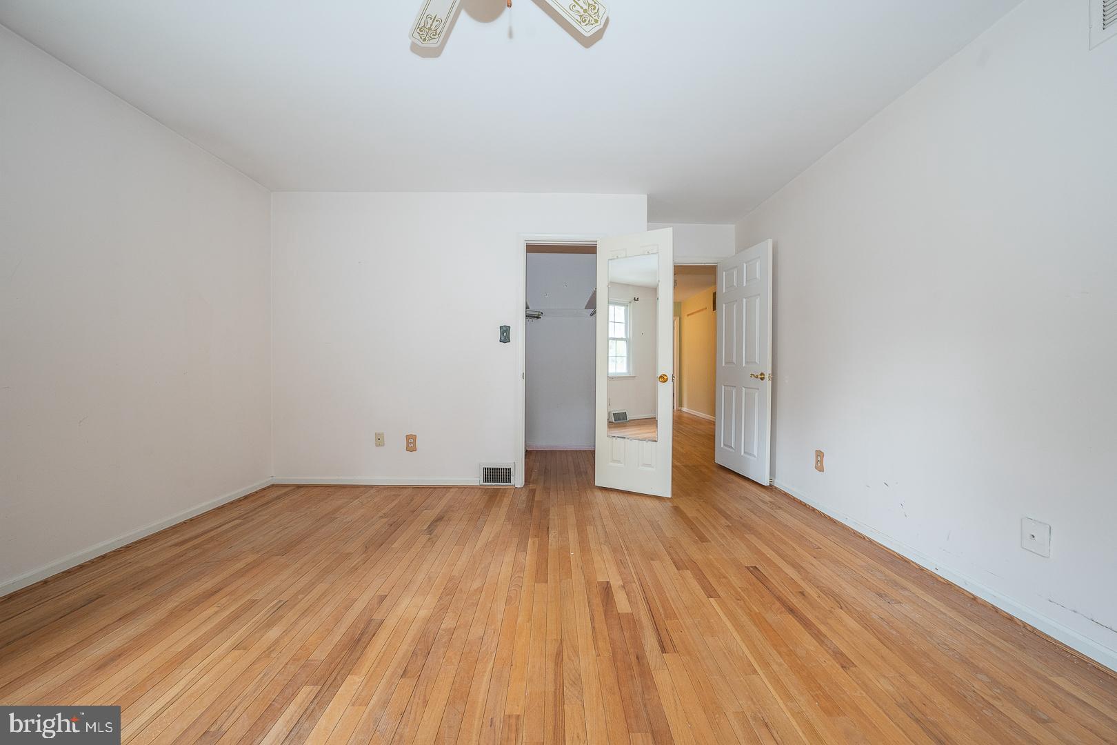 GLADWYNE - Residential