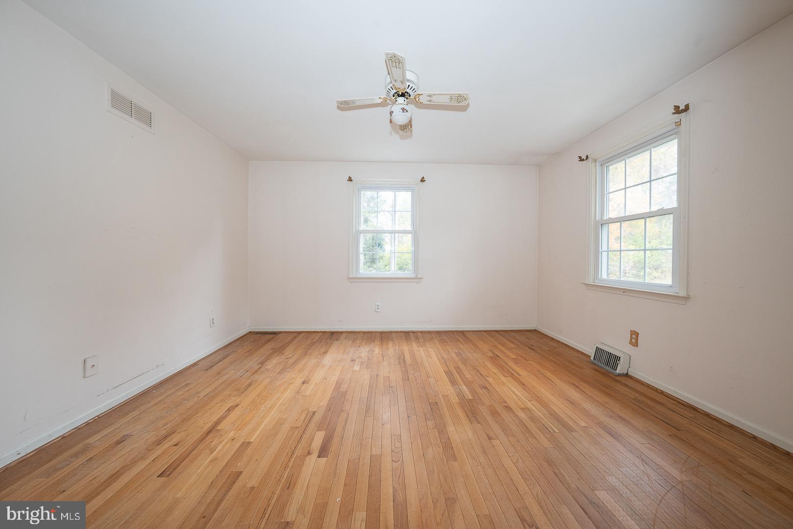 GLADWYNE - Residential