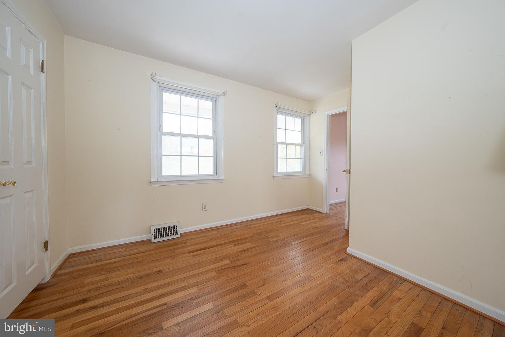 GLADWYNE - Residential