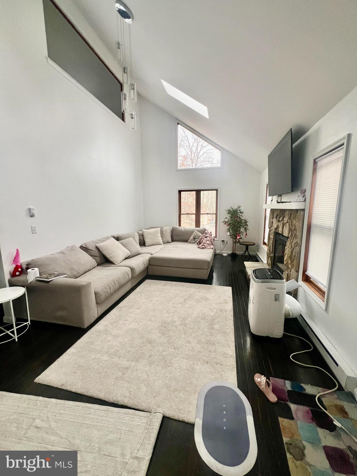 SAW CREEK ESTATES - Residential