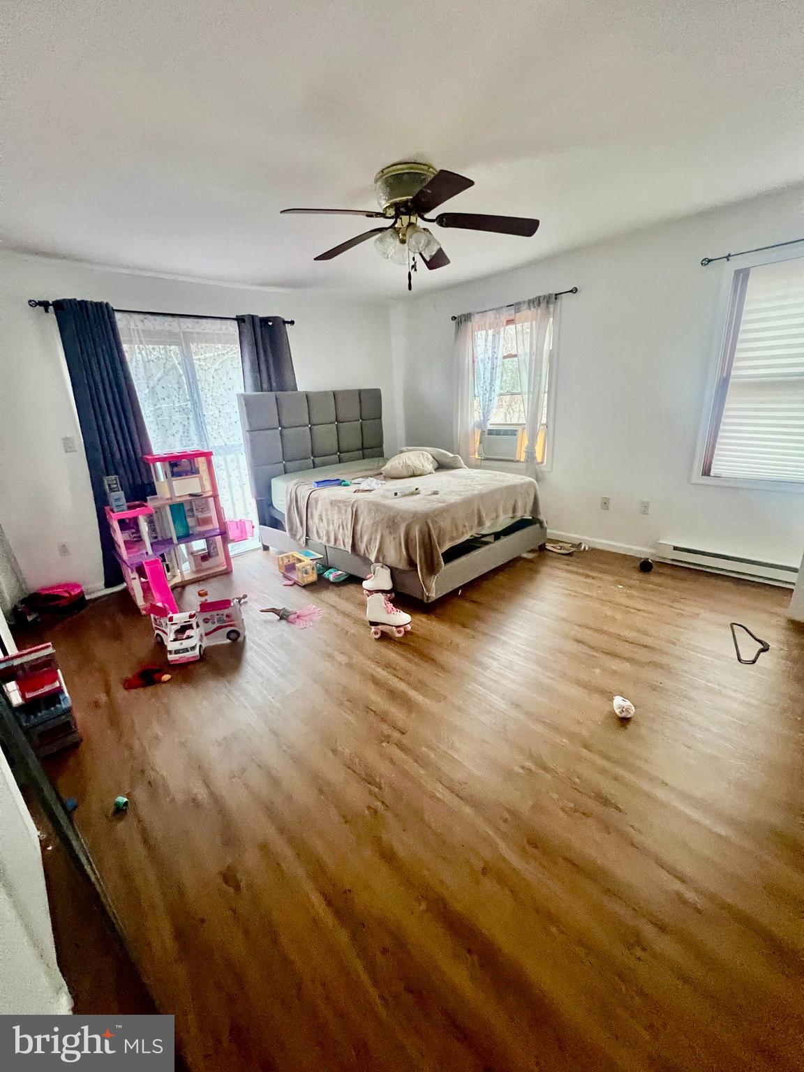 SAW CREEK ESTATES - Residential