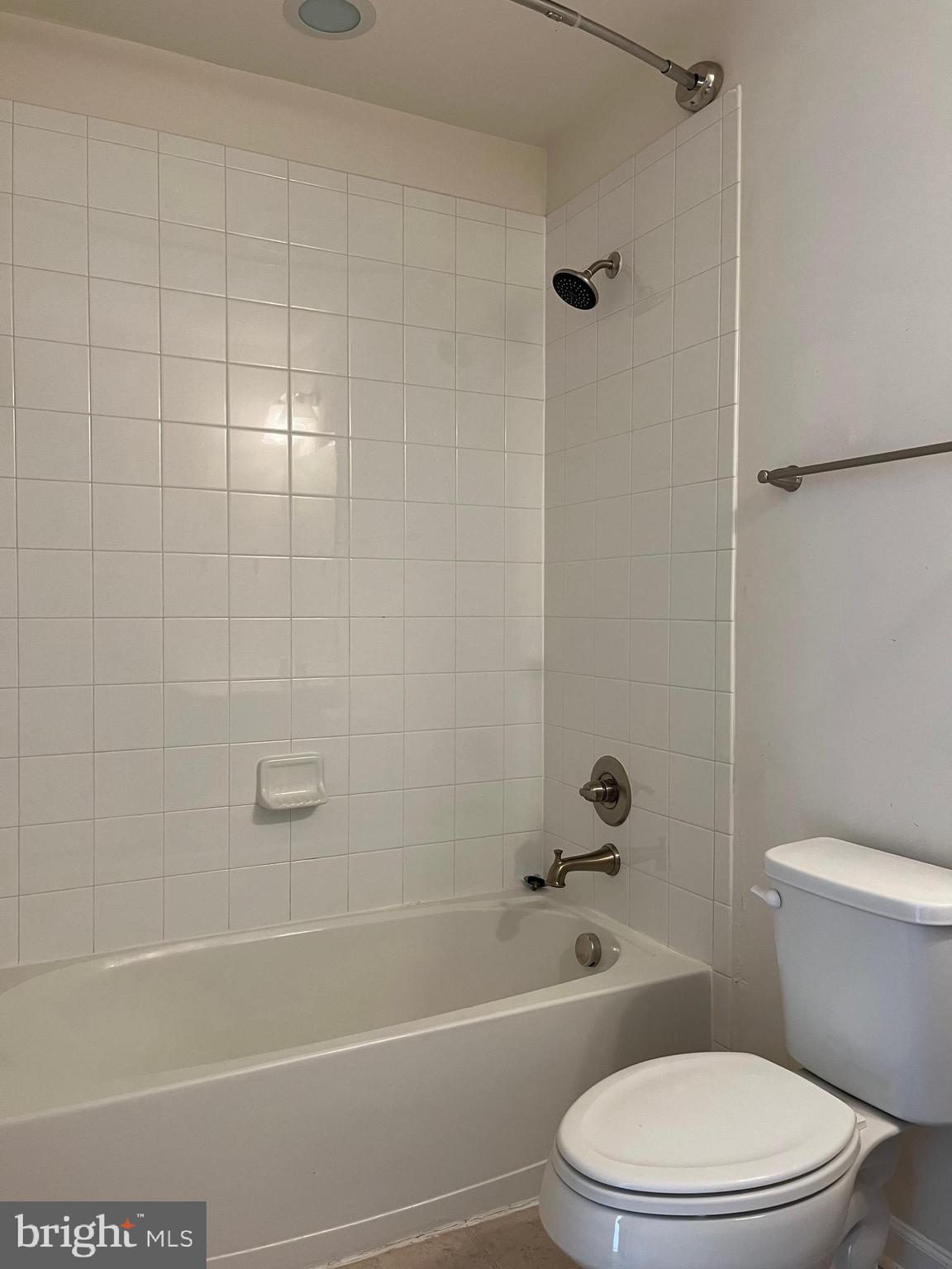 BERKELEY STATION - Residential Lease