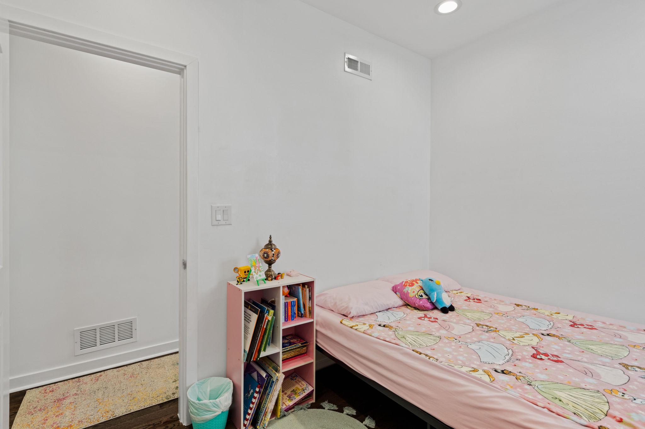 GRAYS FERRY - Residential