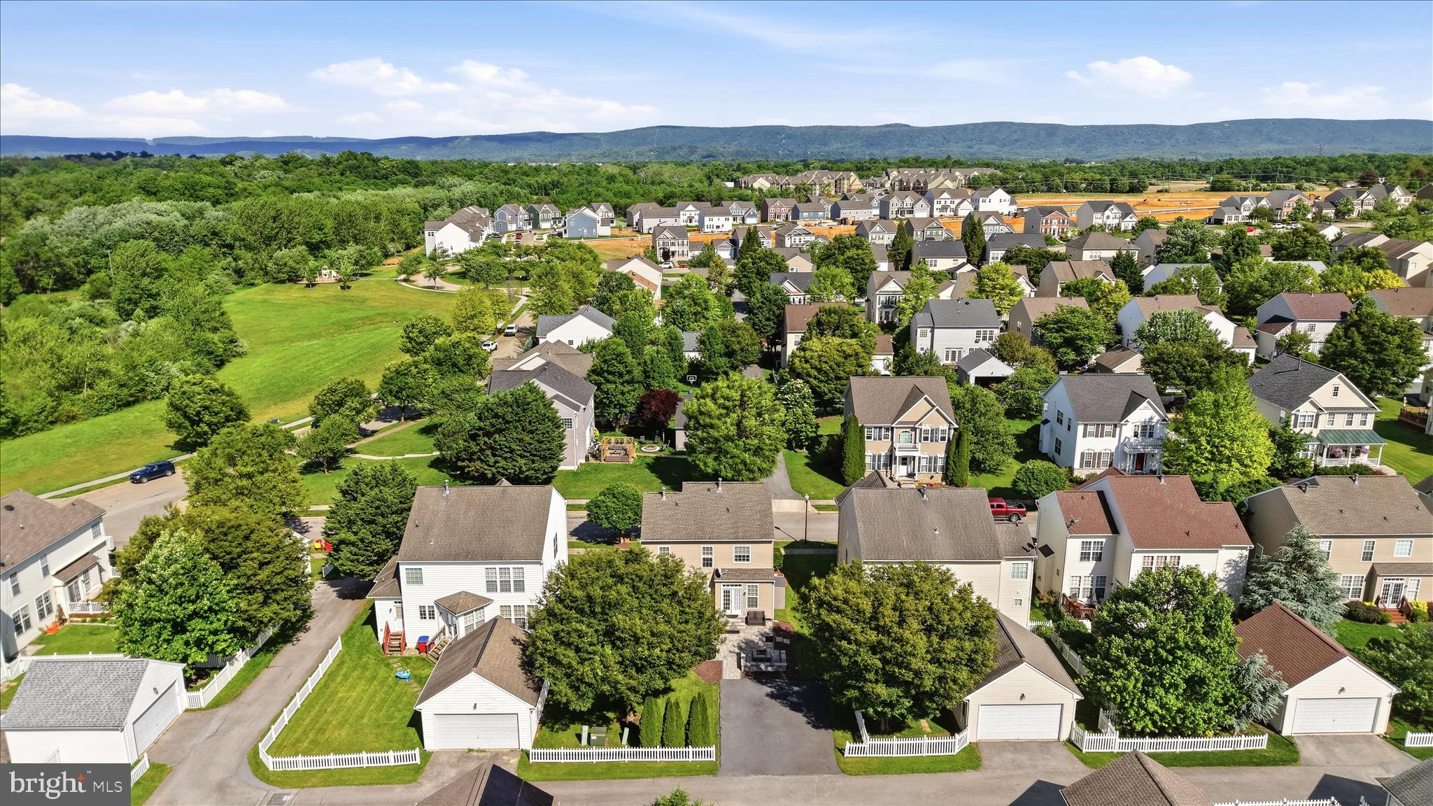 HUNTFIELD - Residential