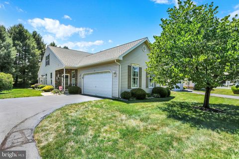 Photo of 2 Turning Leaf Way, READING, PA 19605 (MLS # PABK2075650)