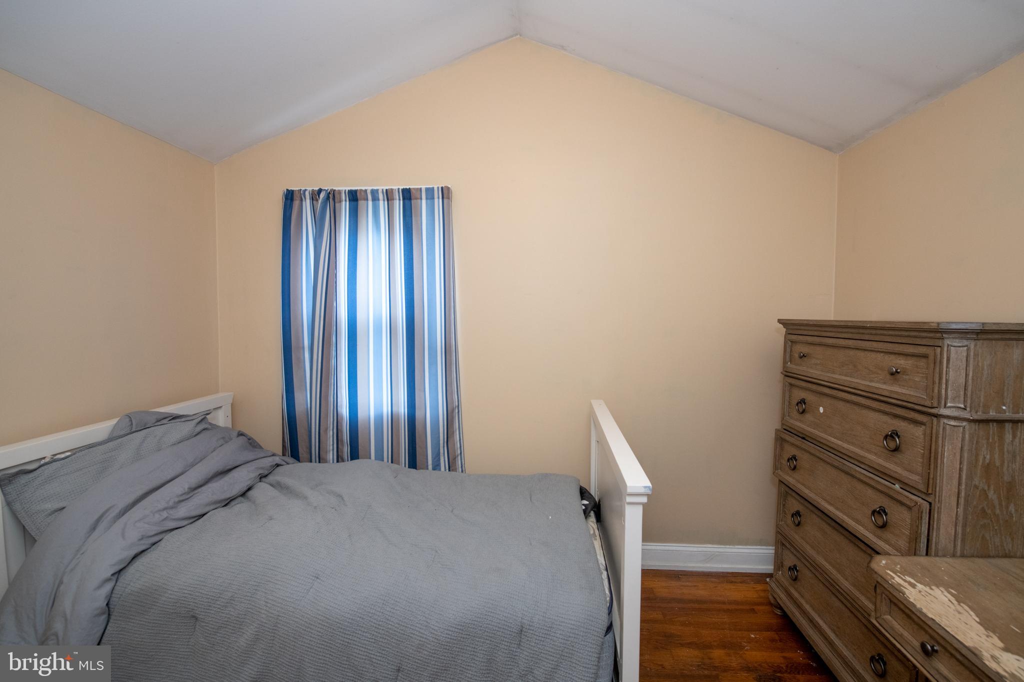 SOMERTON - Residential