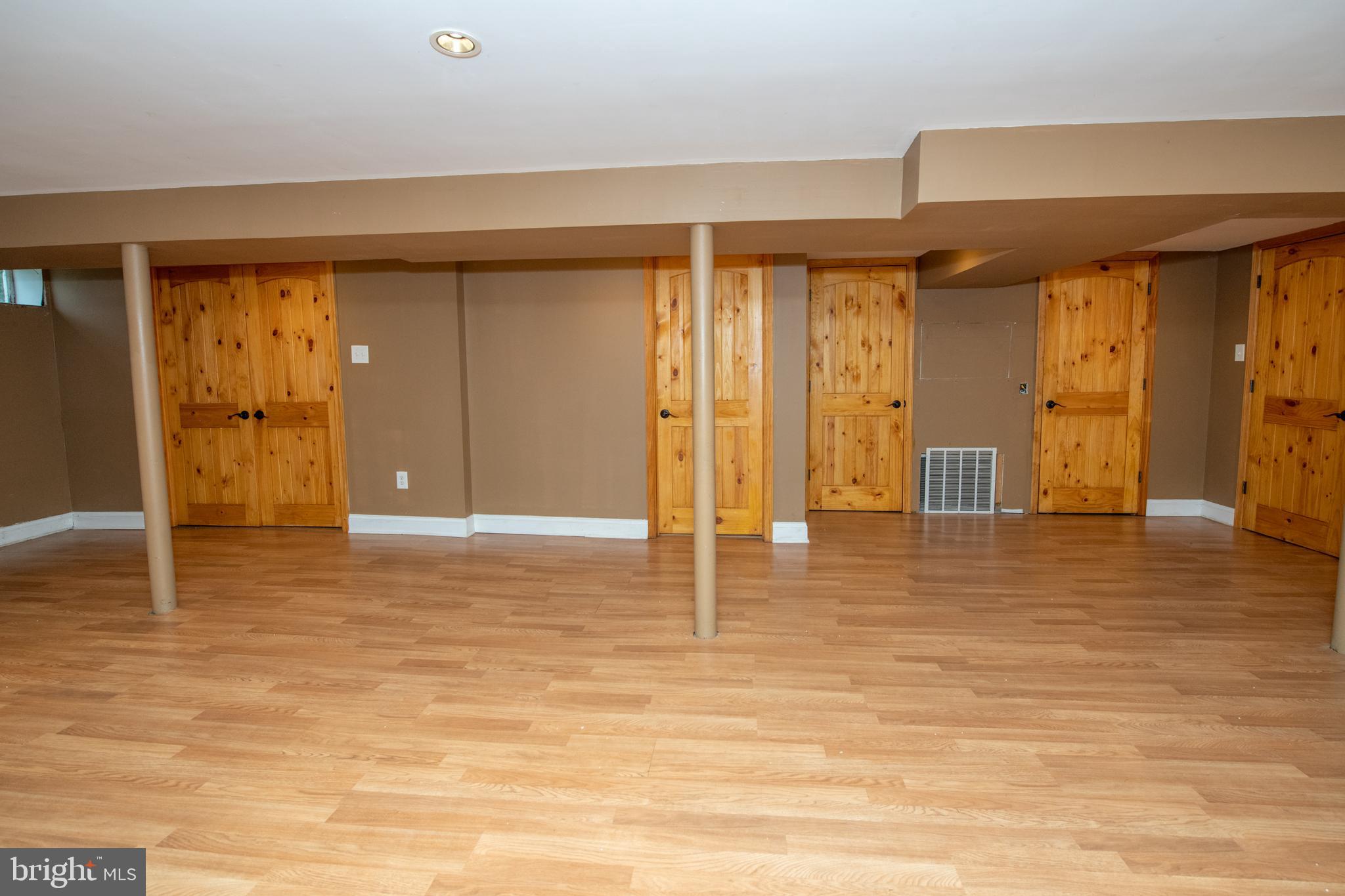 SOMERTON - Residential