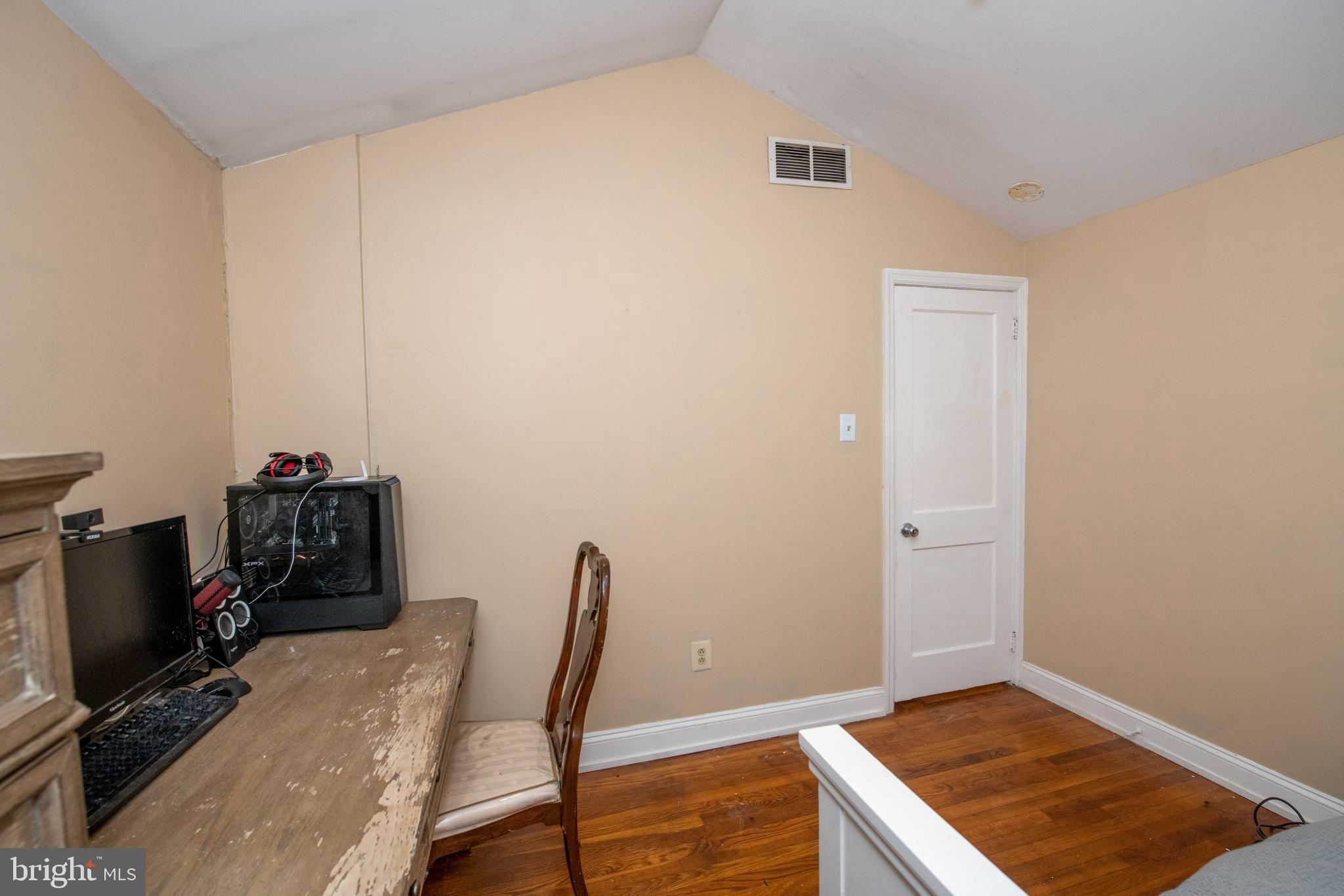 SOMERTON - Residential