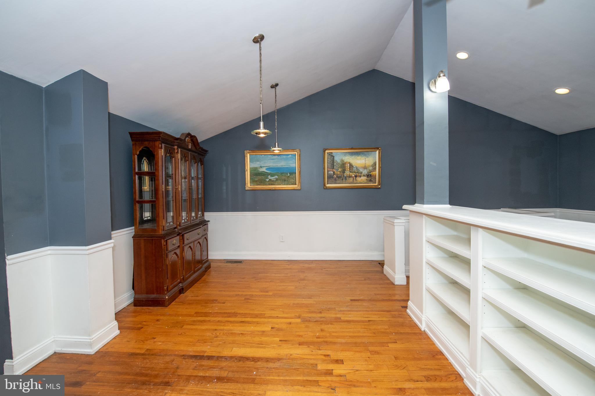 SOMERTON - Residential