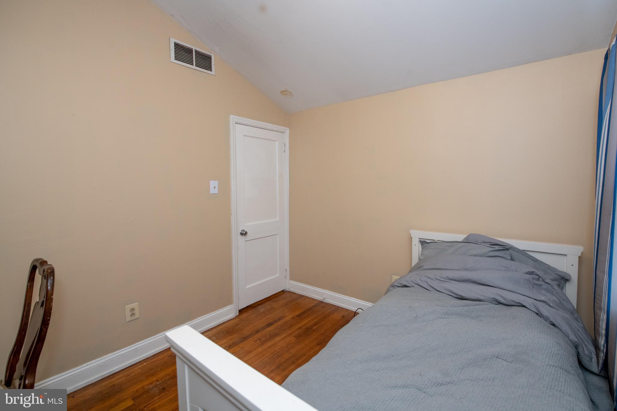 SOMERTON - Residential