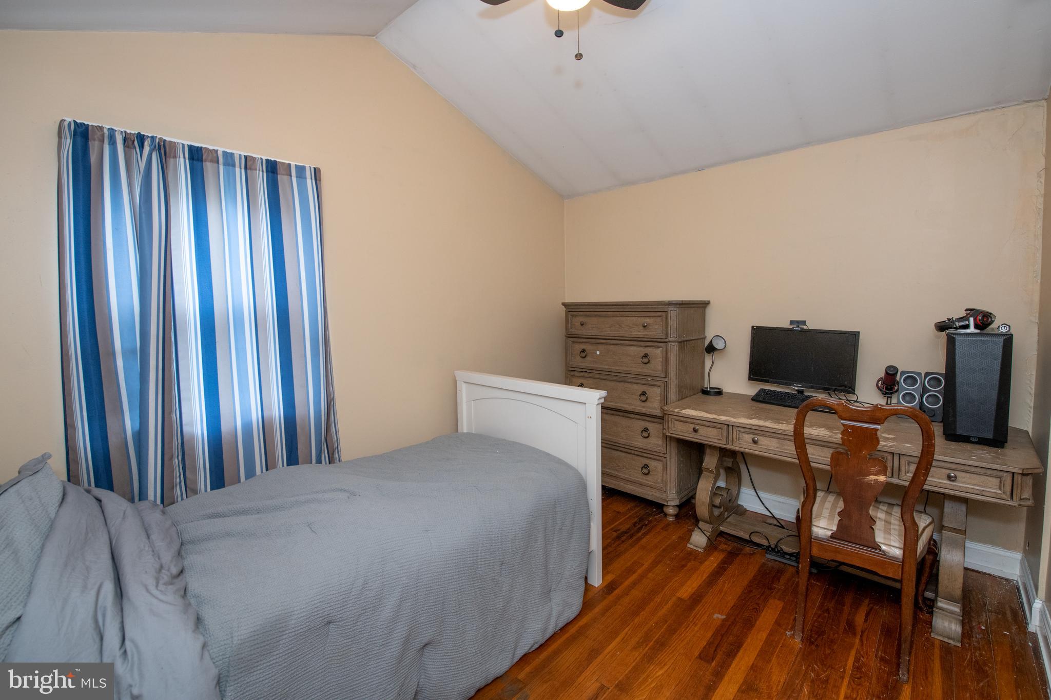 SOMERTON - Residential