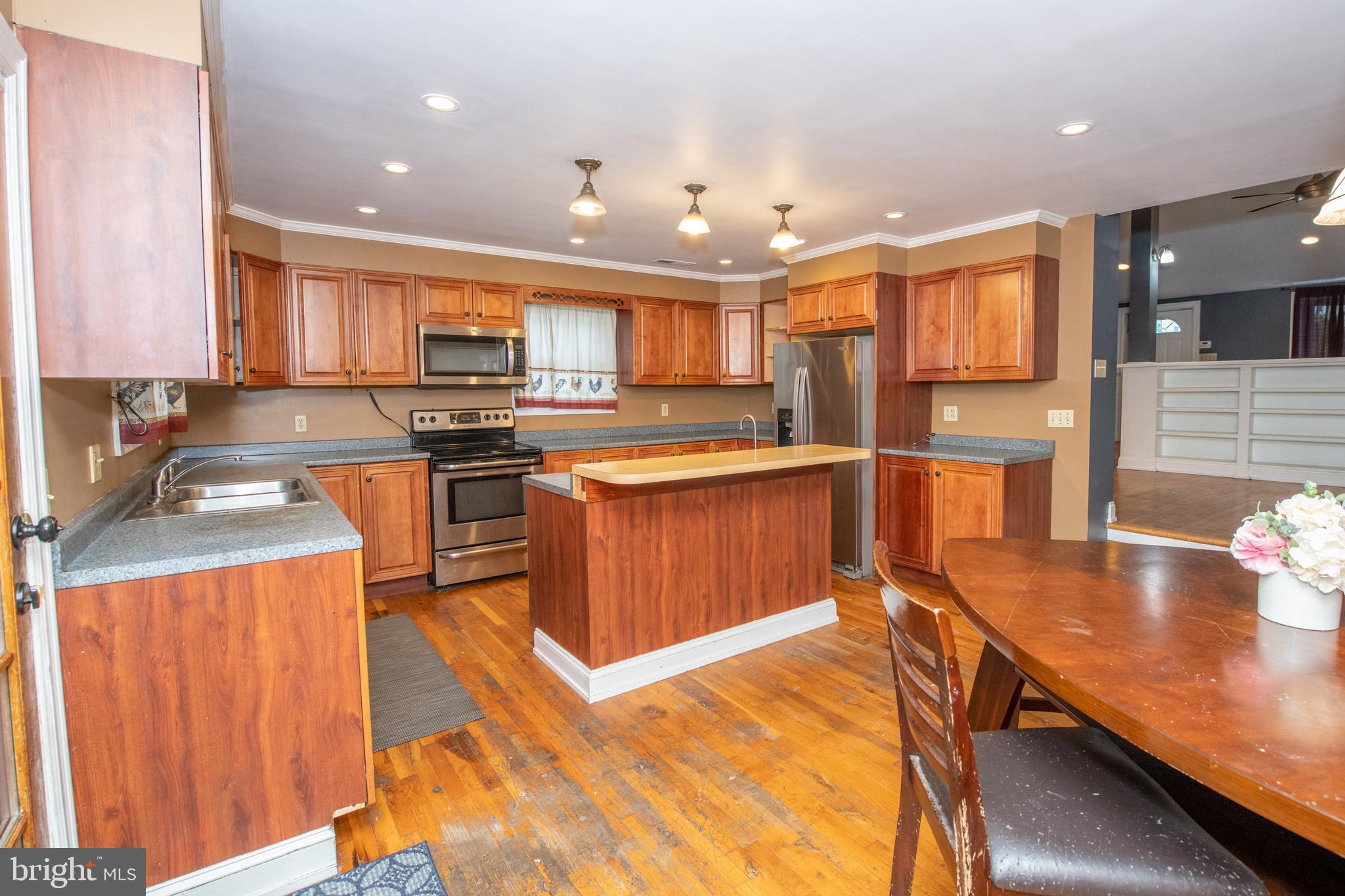 SOMERTON - Residential