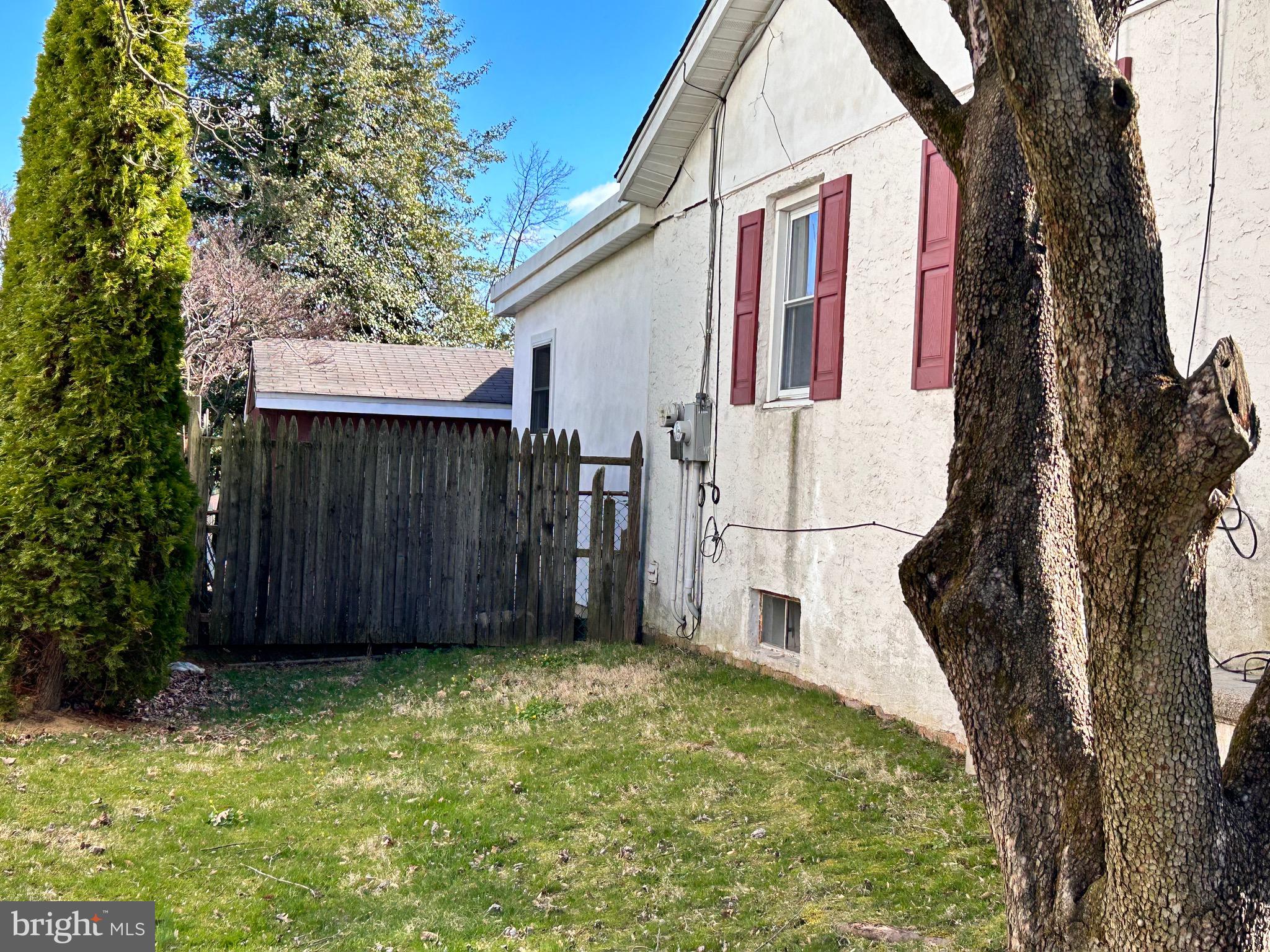 SOMERTON - Residential