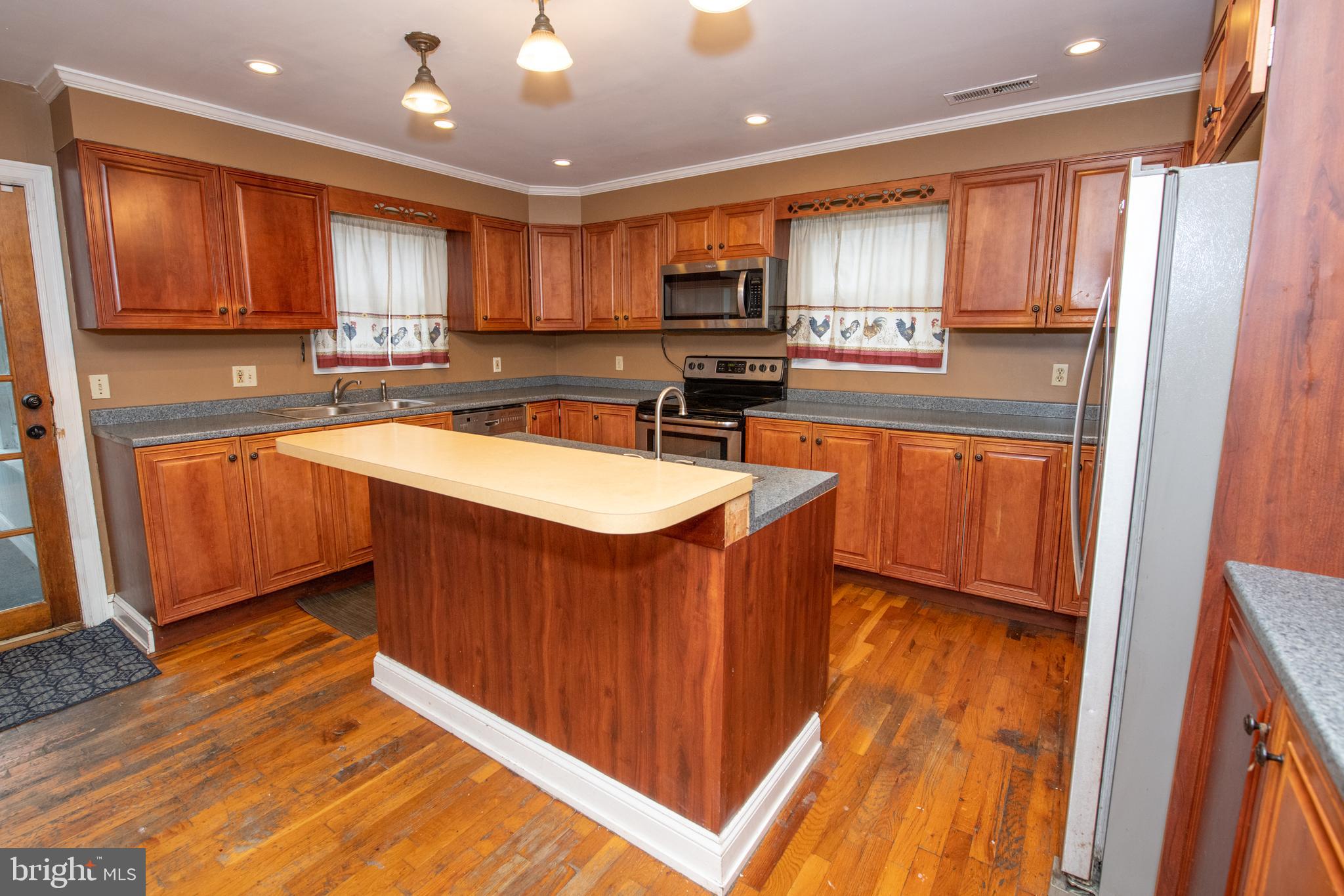 SOMERTON - Residential