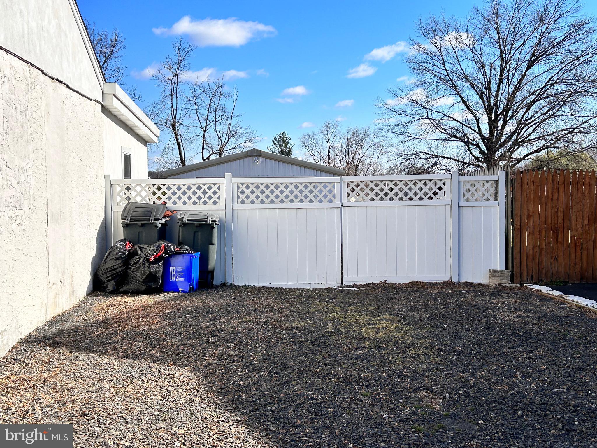 SOMERTON - Residential