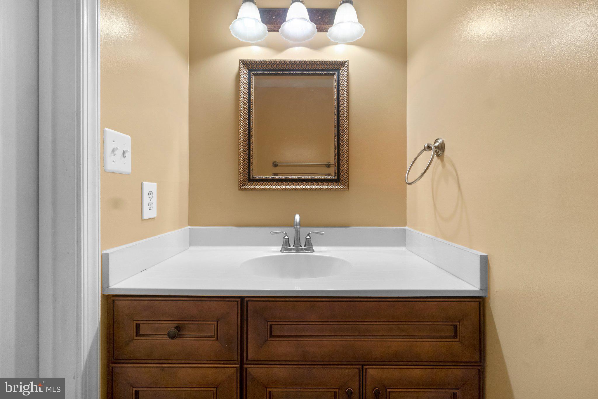 DOMINION - Residential Lease