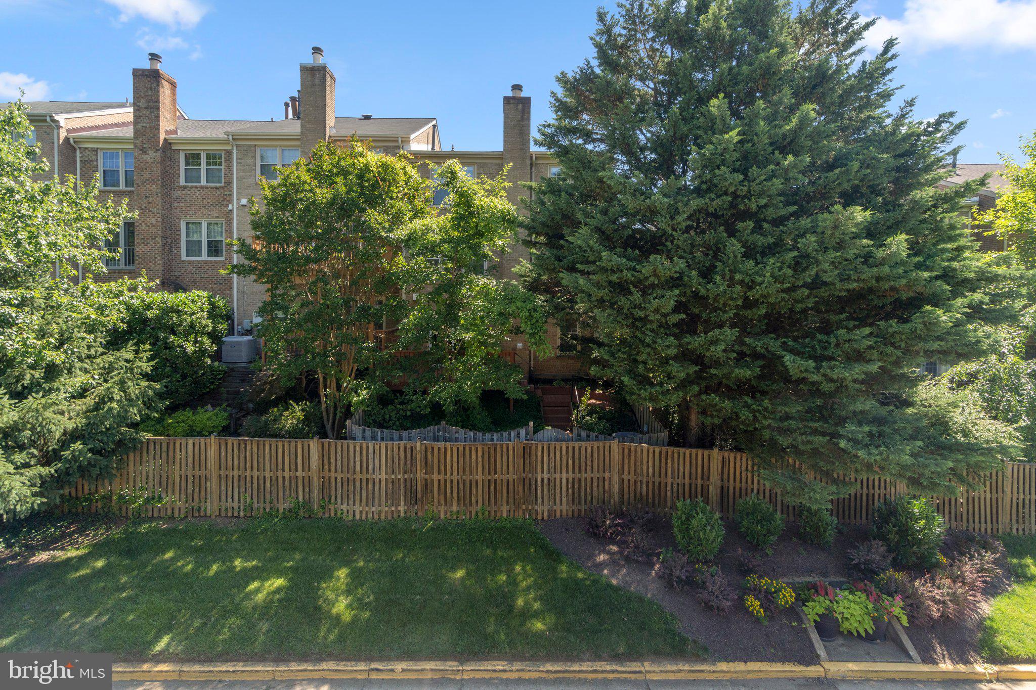 DOMINION - Residential Lease