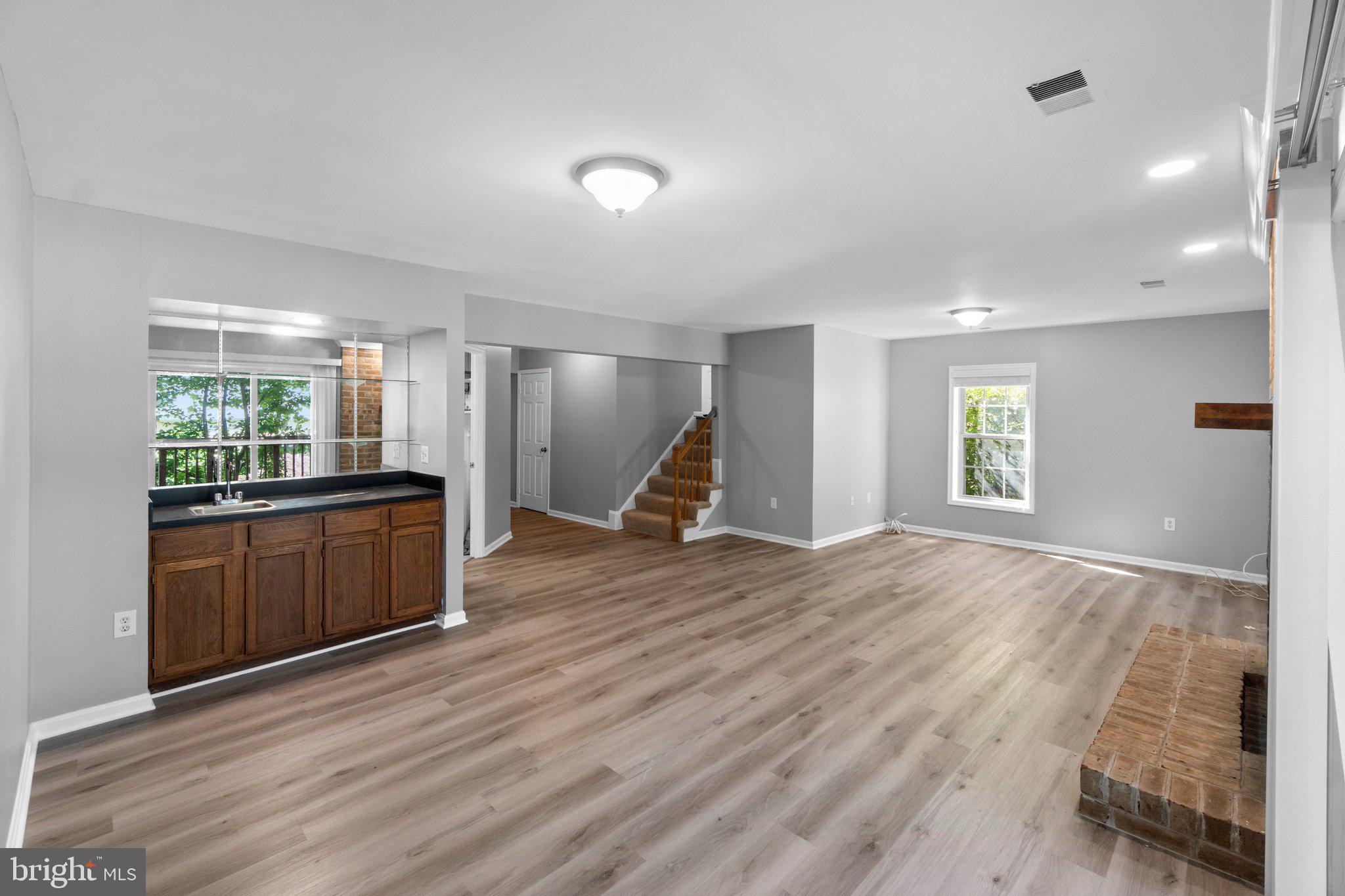 DOMINION - Residential Lease